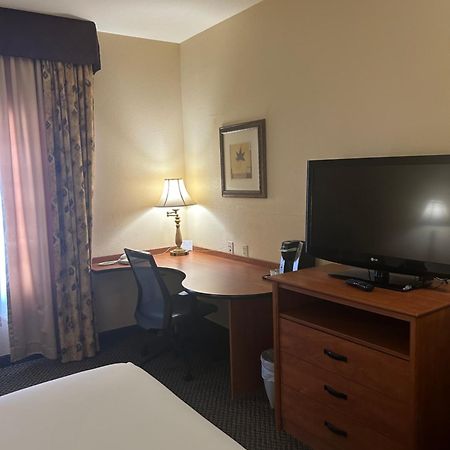 Holiday Inn Express Las Vegas-Nellis By Ihg Екстер'єр фото