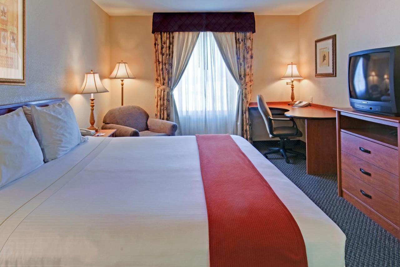Holiday Inn Express Las Vegas-Nellis By Ihg Екстер'єр фото