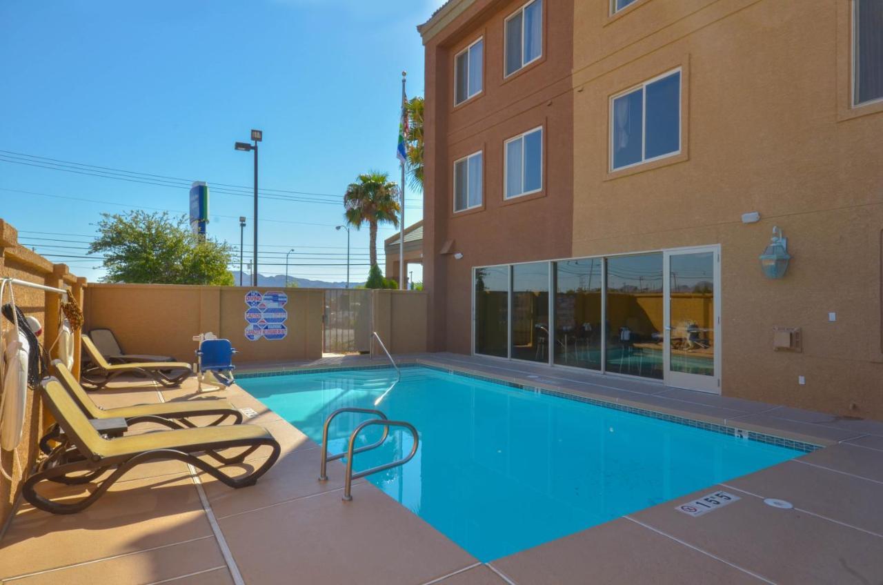 Holiday Inn Express Las Vegas-Nellis By Ihg Екстер'єр фото