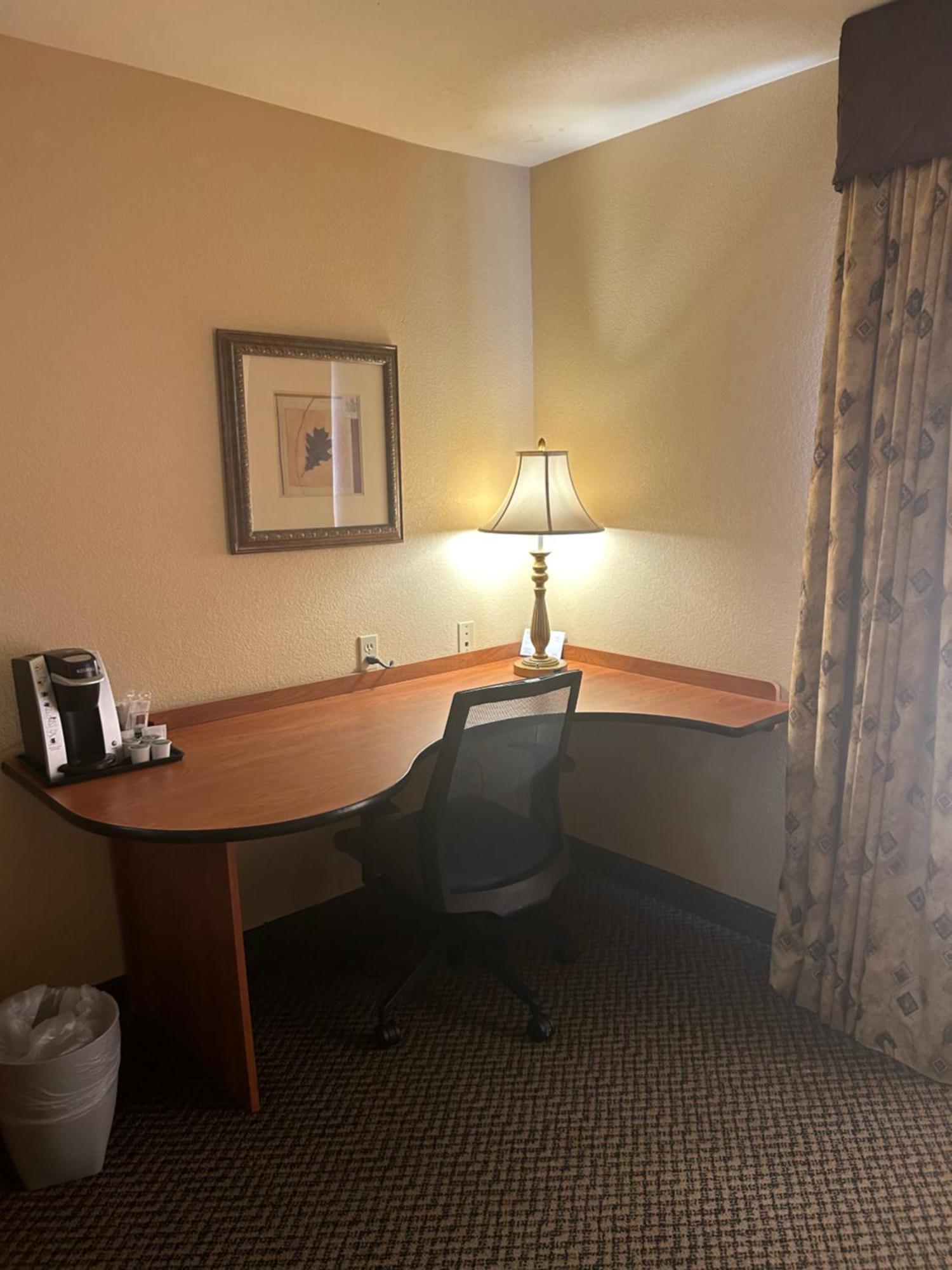 Holiday Inn Express Las Vegas-Nellis By Ihg Екстер'єр фото