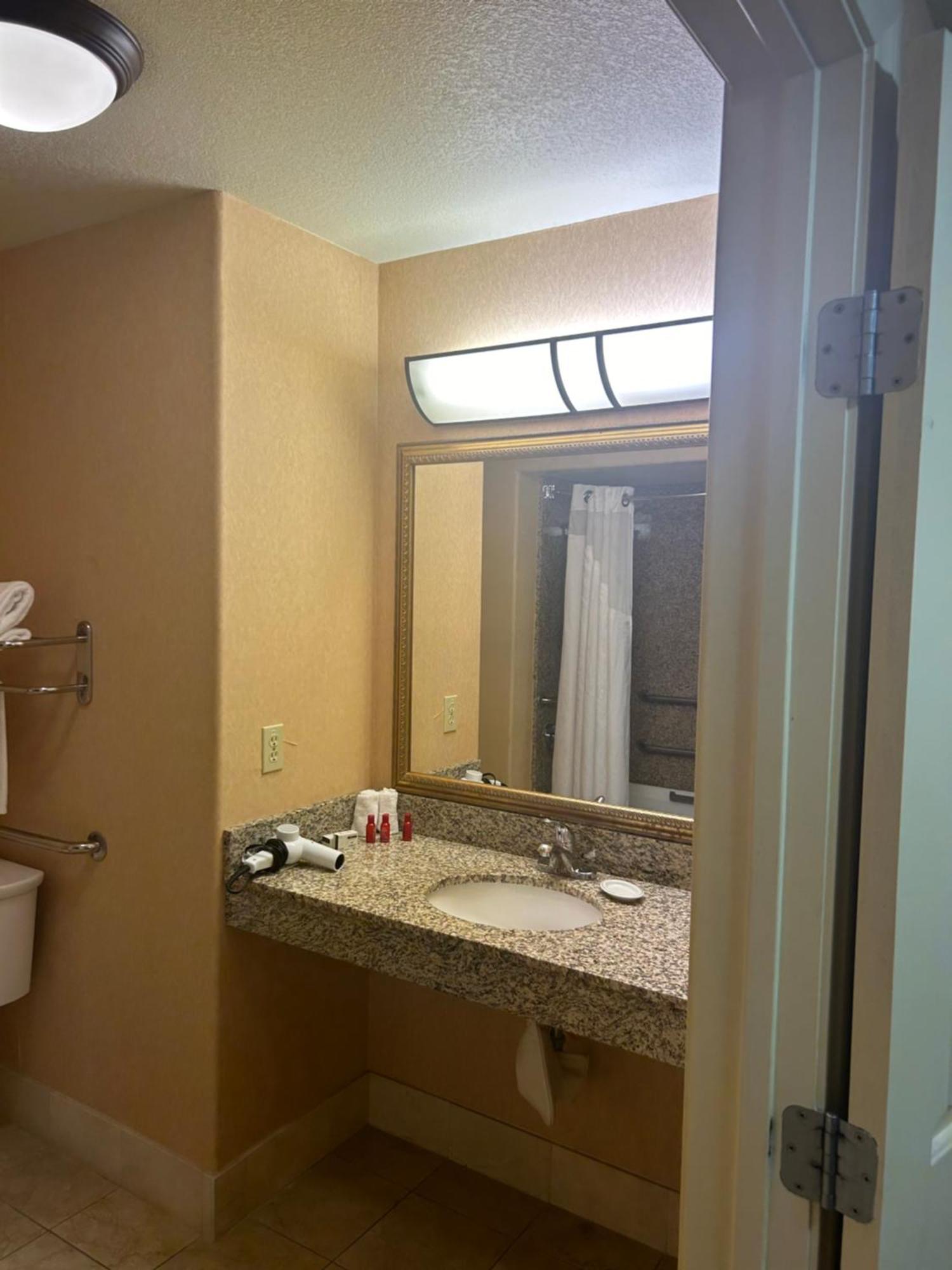 Holiday Inn Express Las Vegas-Nellis By Ihg Екстер'єр фото