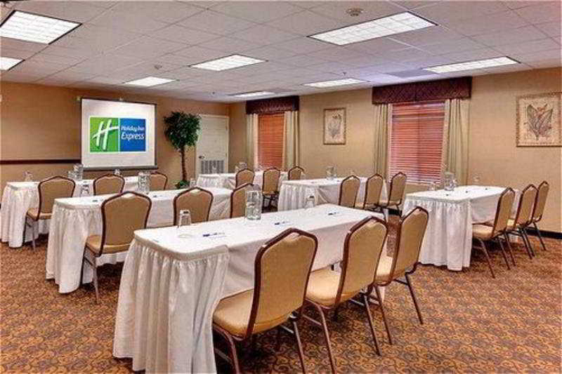 Holiday Inn Express Las Vegas-Nellis By Ihg Зручності фото