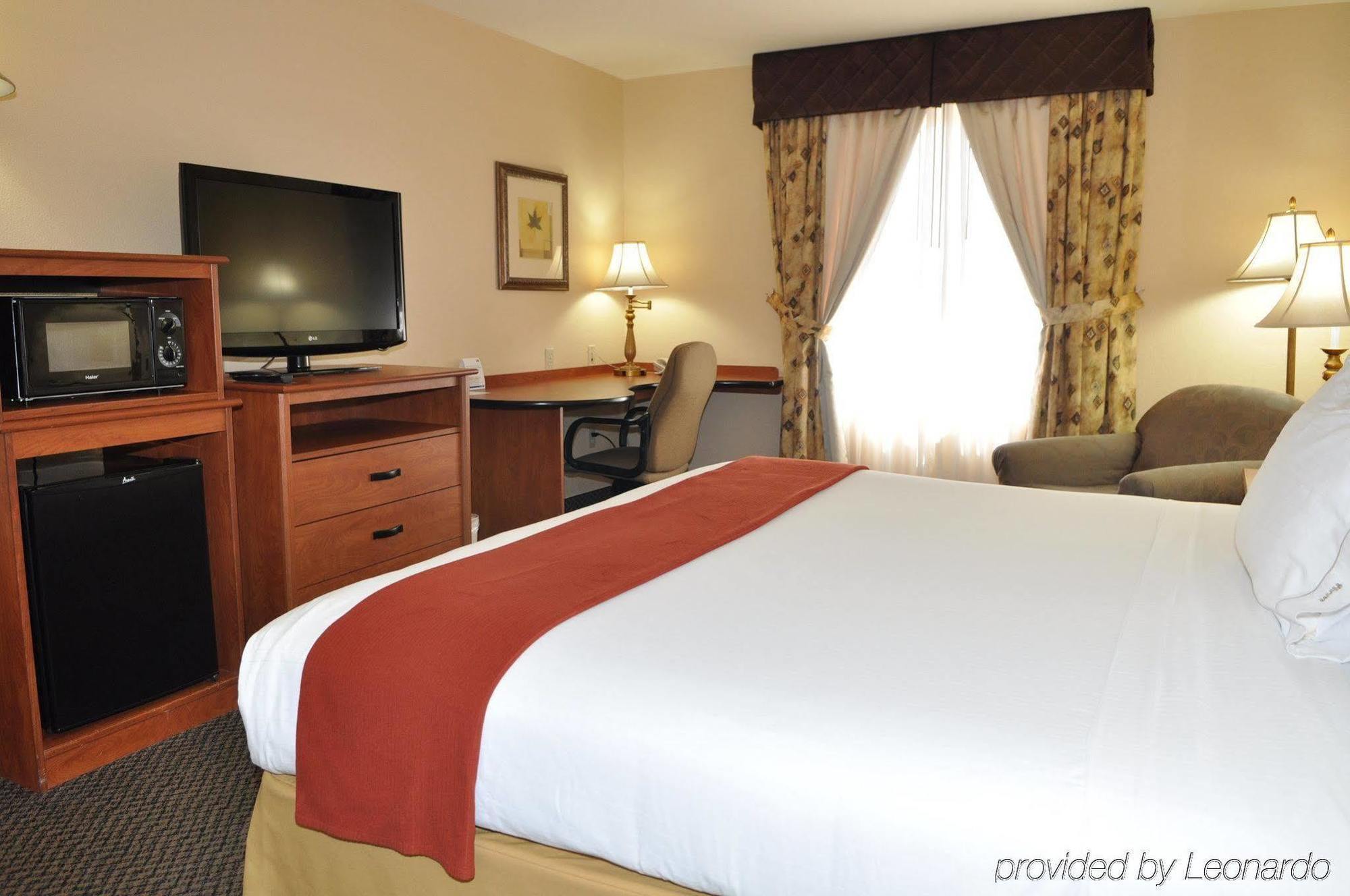Holiday Inn Express Las Vegas-Nellis By Ihg Екстер'єр фото