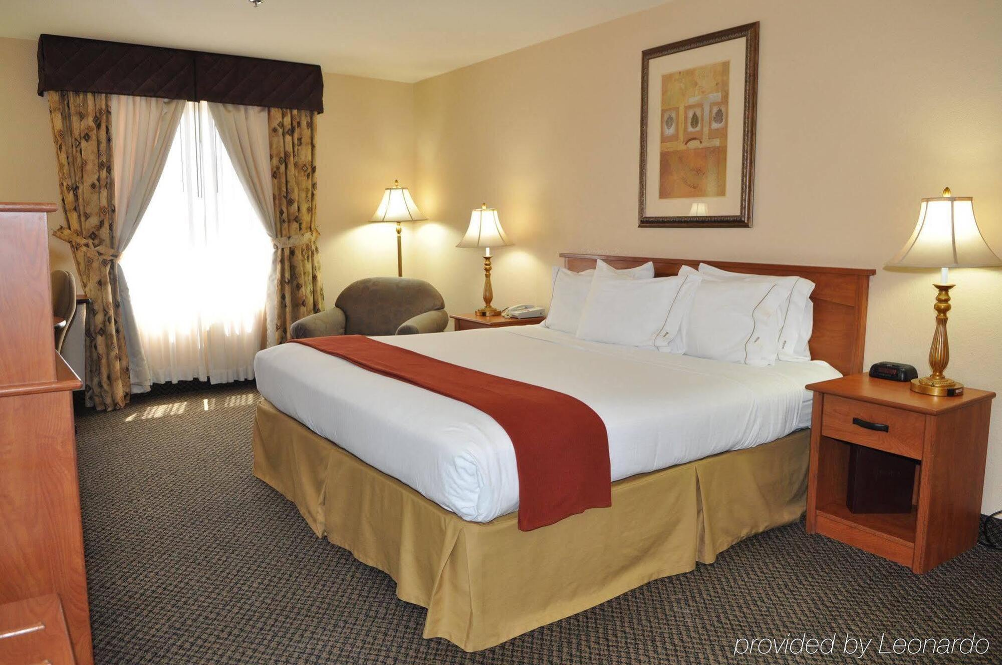 Holiday Inn Express Las Vegas-Nellis By Ihg Екстер'єр фото